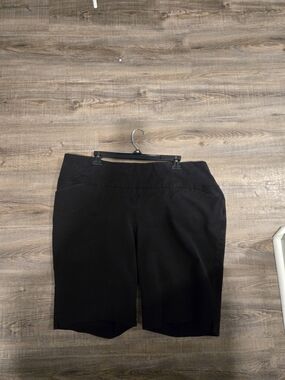 Womens Lemon Way Black Bermuda Shorts Shorts